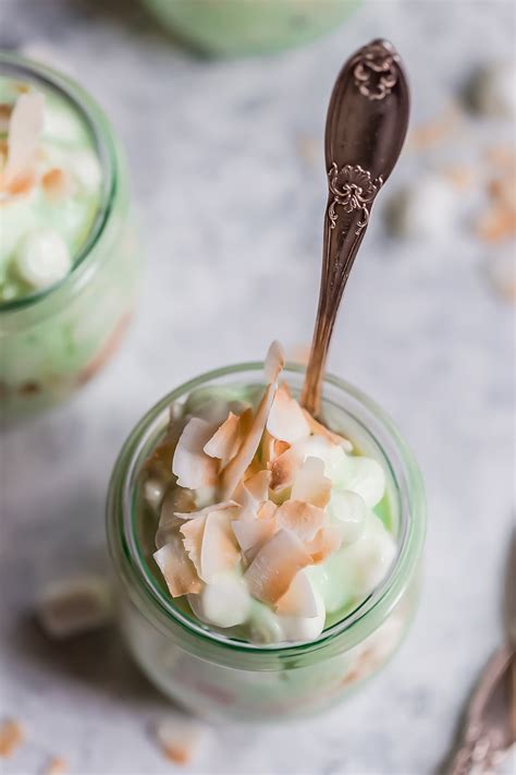 Crushed oreo oreo fluff tips. Watergate Salad Recipe {Pistachio Fluff} - The Cookie Rookie®