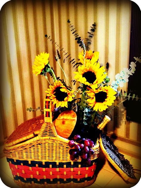 25 best images about Picnic centerpieces on Pinterest