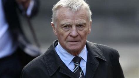 Google wehrt sich, man werde keine „zensurmaschine´. Google battles lawsuit by Max Mosley over sex party images ...