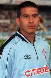 Born in san isidro, buenos aires, cáceres began playing professional football at argentinos juniors and in 1991 was transferred to. Grandes y pequeños jugadores del Celta de Vigo: FERNANDO CÁCERES