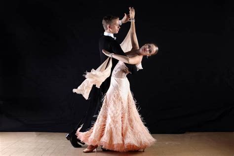 6 Inspiring Ballroom Dance Blogs Every Dancer Needs To Follow The