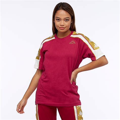 Originally founded in 1916 in turin, italy as a sock company, kappa was reborn as a sportswear company in 1967. Kappa Arset T-Shirt - Cerise/Gold - Womens Clothing ...