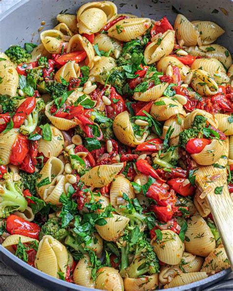 Pasta Shells With Roasted Tomatoes Broccoli Good Old Vegan