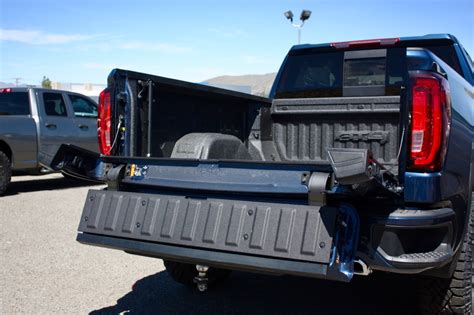 Confirmed Chevy Silverado To Get Gmc Multipro Tailgate Gm Authority