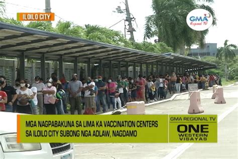 One Western Visayas Mga Nagpabakuna Sa Vaccination Centers Sa Iloilo