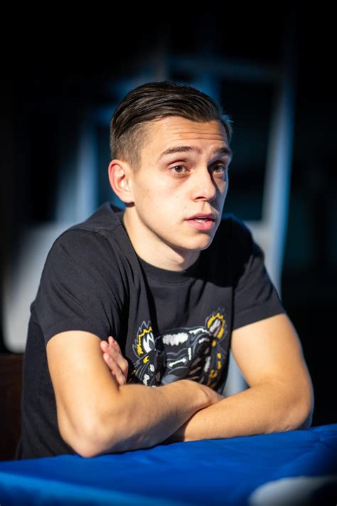 Brighton & hove albion рост: Leandro Trossard: "Jong, maar genoeg maturiteit om met ...
