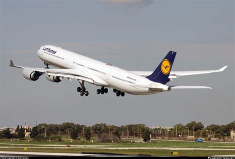 D Aihi Lufthansa Airbus A340 642 Photo By Burmarrad Id 334776