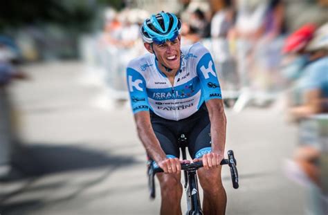 Nils politt soloed to victory on stage 12 of the tour de france as tadej pogacar retained the leader's yellow jersey. Critérium du Dauphiné - Touché au genou, Nils Politt abandonne