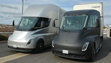 Elon Musk Announced The Start Of Mass Production Of Tesla Semi With A