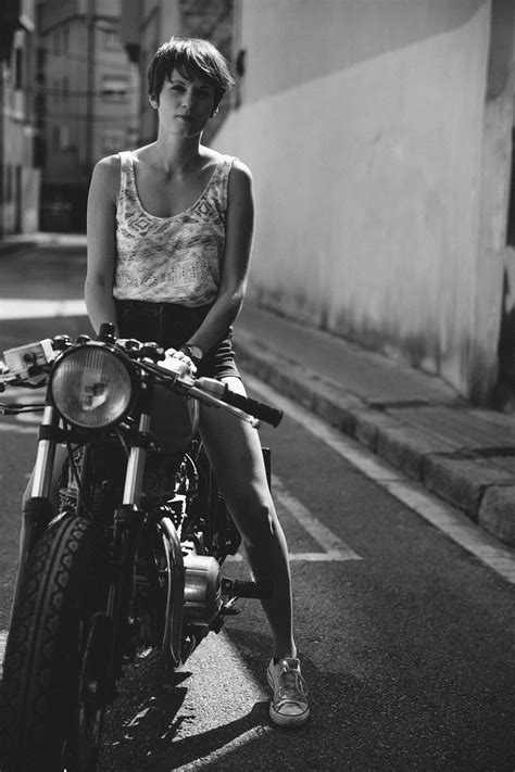Vincentperraud Nicole Motorbike Girl Cafe Racer Style