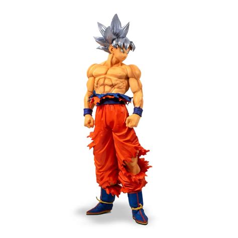 After reflexively transforming into the imperfect ultra instinct state, goku gained a silvery blue aura with his hair reverting to its natural black color with flecks of silver that matched his. Shop Dragon Ball Z Son Goku Ultra Instinct Figure | Funimation
