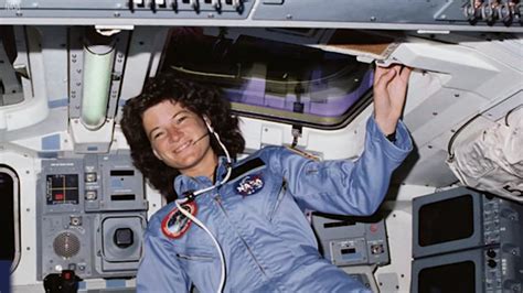 This Day In History Sally Ride Becomes First American Woman In Space Abc7 Chicago