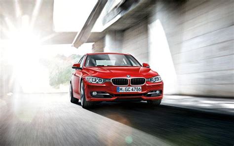 Explore 2014 bmw 3 series hybrid specs, images (exterior & interior), videos, consumer and expert reviews. BMW 3 Series Price, Specs, Review, Pics & Mileage in India