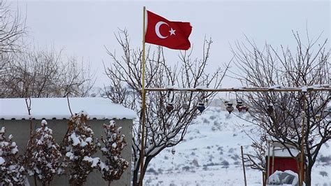 مرز ترکیه و یونان؛ شمار مهاجران جان‌باخته به دلیل یخ‌زدگی به ۱۹ نفر رسید euronews