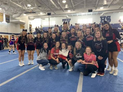 The Circleville Cheer Team Takes Third After A Nearly 20 Year Hiatus
