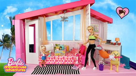 Hoy solo hoy 23 de marzo 2020. Barbie Dreamhouse Adventures Morning Cleaning Routine ...