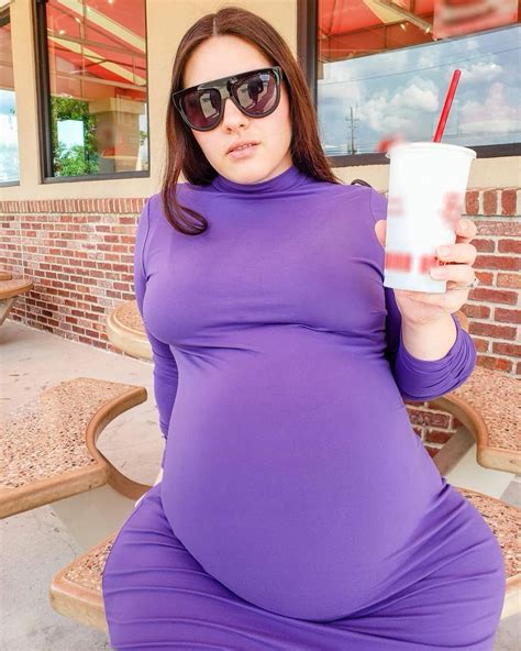 pregnant milf photos wall trivia
