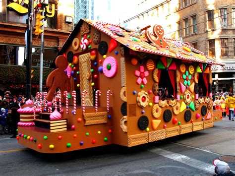 Every year we build a small parade float for our staff to take part in the christmas parade in our town. Santa Parade 2007 - Ginger Bread House Float | Flickr ...