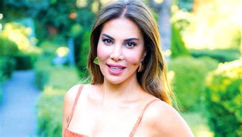 Ebru yaşar kimdir, kaç yaşında? Ebru Yaşar nereli ve kimdir? Ebru Yaşar kaç yaşında? Ebru ...