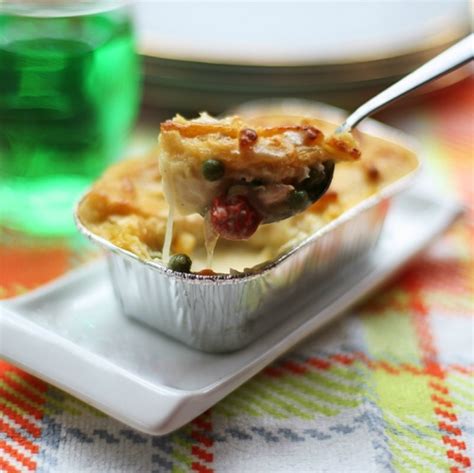 Rendang kunyit or rendang kuala pilah or rendang kuning: BAKED POTATO & CHEESE CASSEROLE ( PASTEL TUTUP ) | Madame Schotel - Surabaya