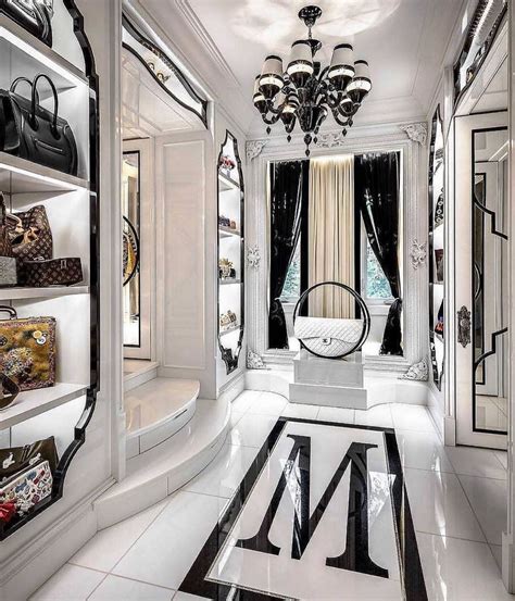 21 Ideas For Designing And Organizing Your Dream Closet