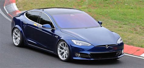 Jedes model s verfügt über die neuesten aktiven sicherheitsfunktionen von tesla wie die notbremsautomatik ohne zusätzliche kosten. Tesla 'Plaid' Model S crushes Porsche Taycan's Nürburgring ...