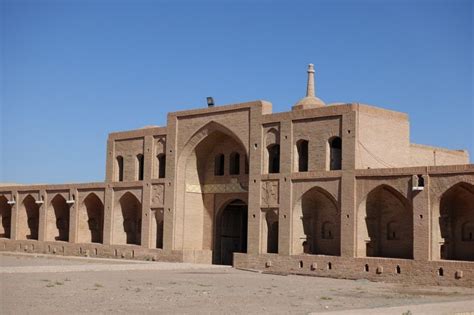 پاستیشو پیشینه تاریخی کاروانسراها در ایران