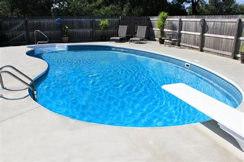 Fun Freeform Vinyl Pool With Diving Board And Easy Step Entry Custom