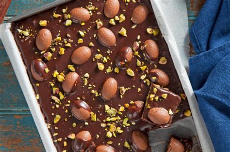 Easter Egg Slice Recipe Recipe Better Homes And Gardens