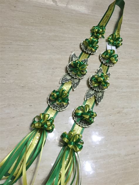 You will need 1 dollar. Money Leis