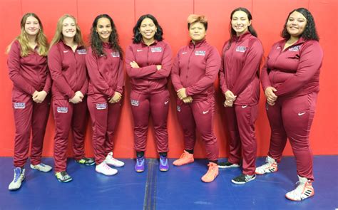 Scots Women Wrestlers Compete At York Womens Open Lyon College