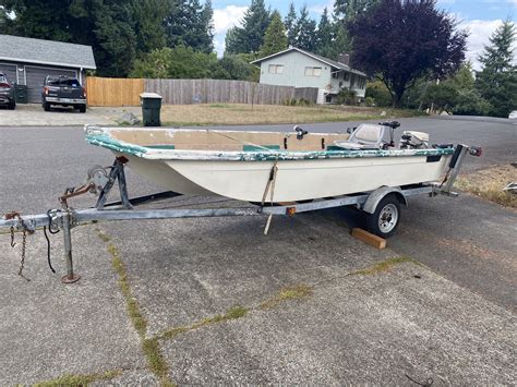 14 Foot Sears Gamefisher Tri Hull Boat 99 Johnson Outboard Motor And