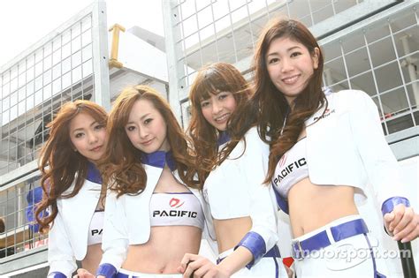 Pacific Girl At Suzuka High Res Professional Motorsports Photography