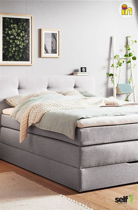Du darfst natürlich aber auch zwei einzelbetten nebeneinander stellen, um sie in eurem schlafzimmer zu nutzen und musst auch kein single sein, um dir eines anzuschaffen. Boxspringbett in 2020 | Boxspringbett, Bett, Modernes wohnen
