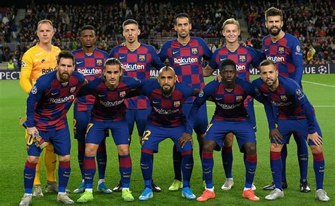 The club was founded in 1899 by a group of swiss, english and spanish men led by joan gamper. Proof of fire for the 'veteran players' of Barça until 2020