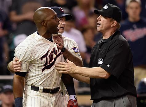 Twins Outfielder Torii Hunter Gets Ejected And Goes Crazy After Strikeout