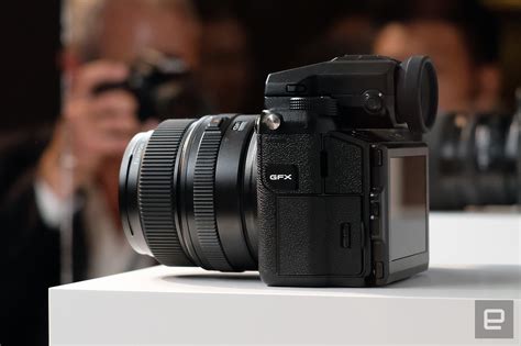 Fujifilm S Gfx S Is A Mirrorless Camera With A Giant Sensor