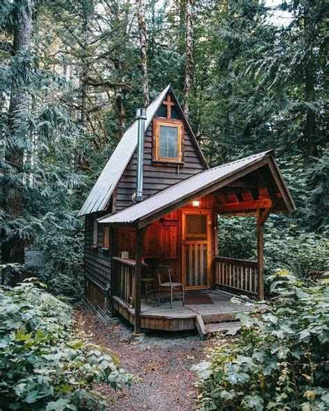 Snug Cabin Tucked Into A Washington State Forest Cabins In The Woods