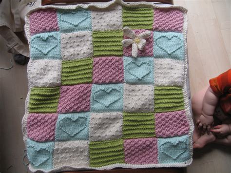 My little sweet pea baby blanket. Heart Baby Blanket Knitting Pattern | A Knitting Blog
