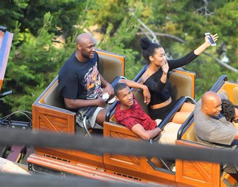 Lamar joseph odom (born november 6, 1979 in jamaica, new york) is an nba basketball player who currently plays for the los angeles lakers. Lamar Odom takes his kids to Disneyland (photo)