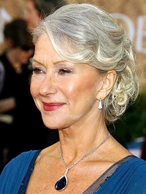 Hellen Mirren As Mrs Bates Peinados Para Mujeres Mayores Peinados