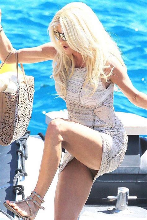 Victoria Silvstedt Upskirt Photos Thefappening