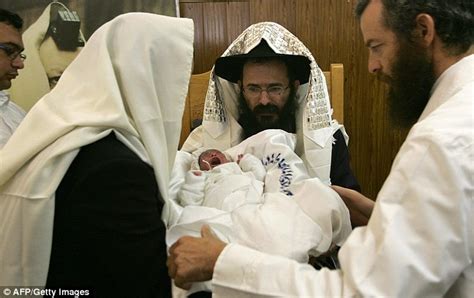 Gross 2 Babies Stricken With Herpes After Ritual Ultra Orthodox Jewish