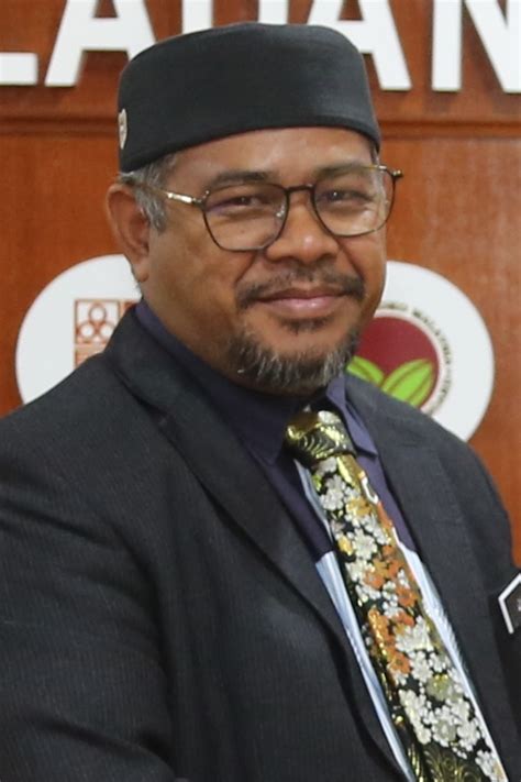 Yb dato' dr mohd khairuddin aman razali ahli. Mohd Khairuddin Aman Razali - Wikipedia Bahasa Melayu ...