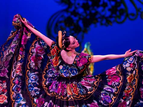El Ballet Folklórico De México Fue Fundado Por Amalia Hernández En 1952