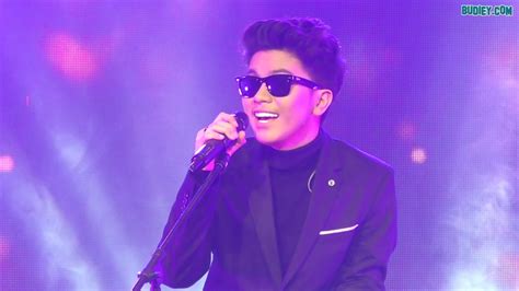 Download and print in pdf or midi free sheet music for haqiem rusli selamat tinggal sayang piano pdf pdf arranged by anadiah for piano (solo). SELAMAT TINGGAL SAYANG - A NITE WITH HAQIEM RUSLI di Matic ...