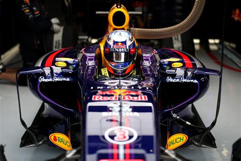 De agora em diante ele não poderia mais surfar, hobby preferido do australiano de daniel ricciardo. Your Chance To Ask Daniel Ricciardo A Question - Speedhunters