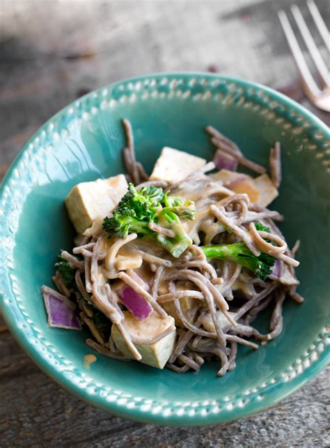 Easy 3 Step Peanut Soba Noodle Bowl With Tofu And Broccoli