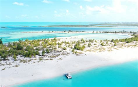 Best Time To Travel To Turks And Caicos Trvlldrs