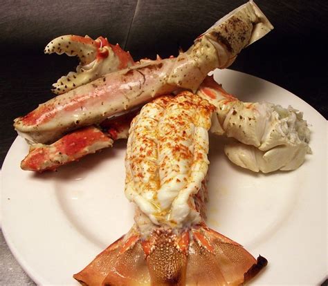 Lobster Tail And Jumbo Crab Legs Looks Yummy Jumbo Crab Steak And